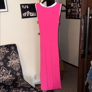 Elegant Pink Sleeveless Dress